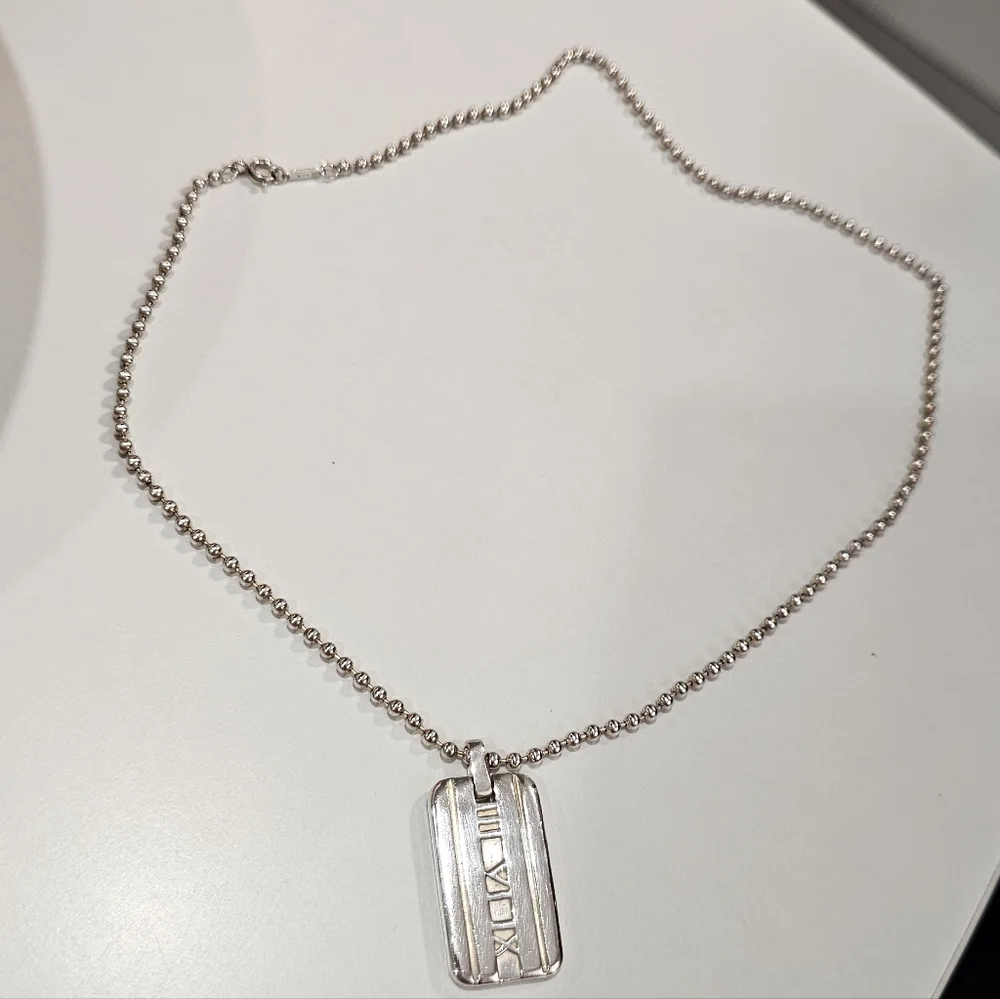 ✨Tiffany & Co. Atlas 925 Sterling Roman Numeral Dog Tag Pendant Necklace✨